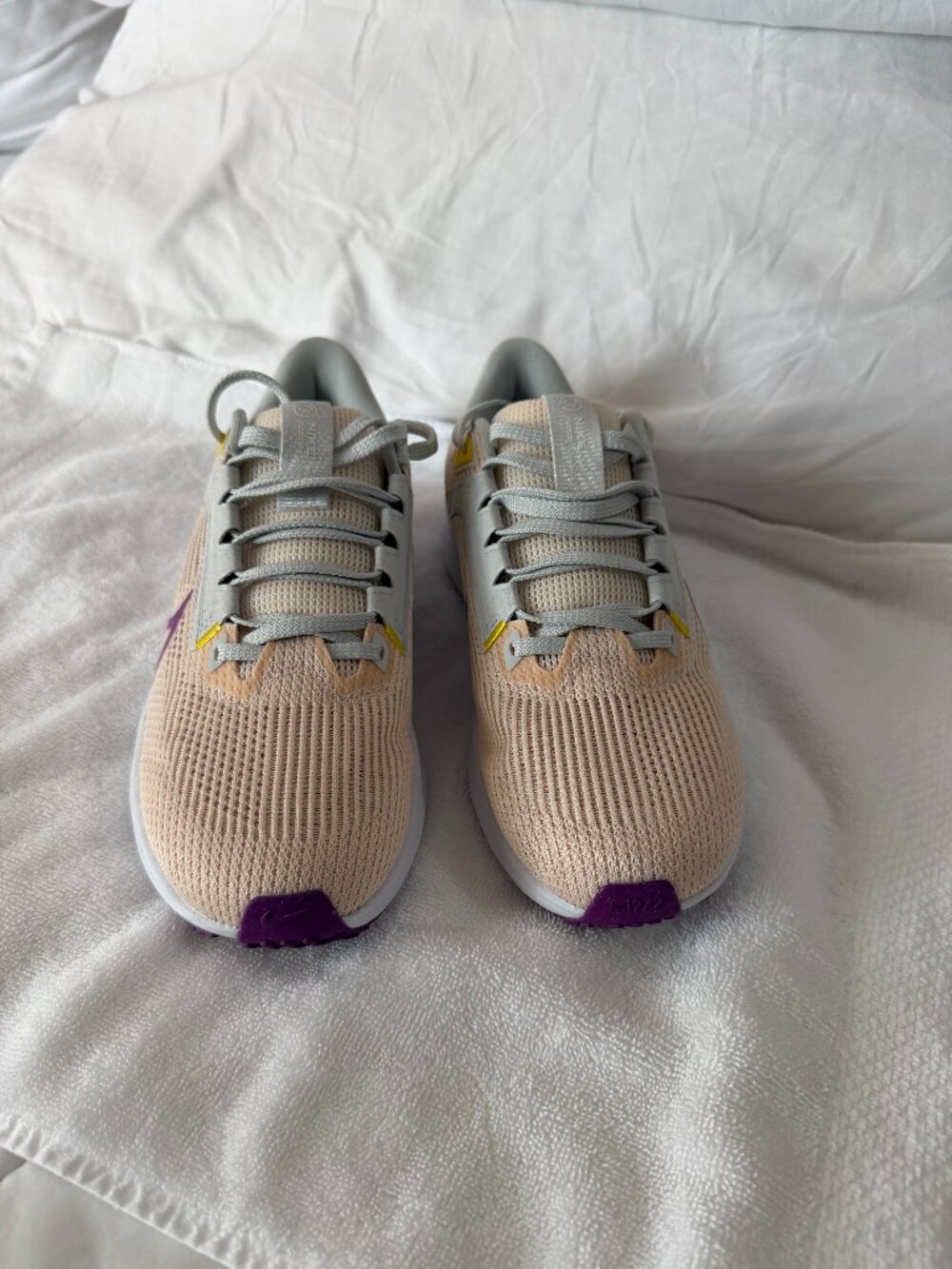 Nike Air Zoom Pegasus 40 (Women's Size 7.5)